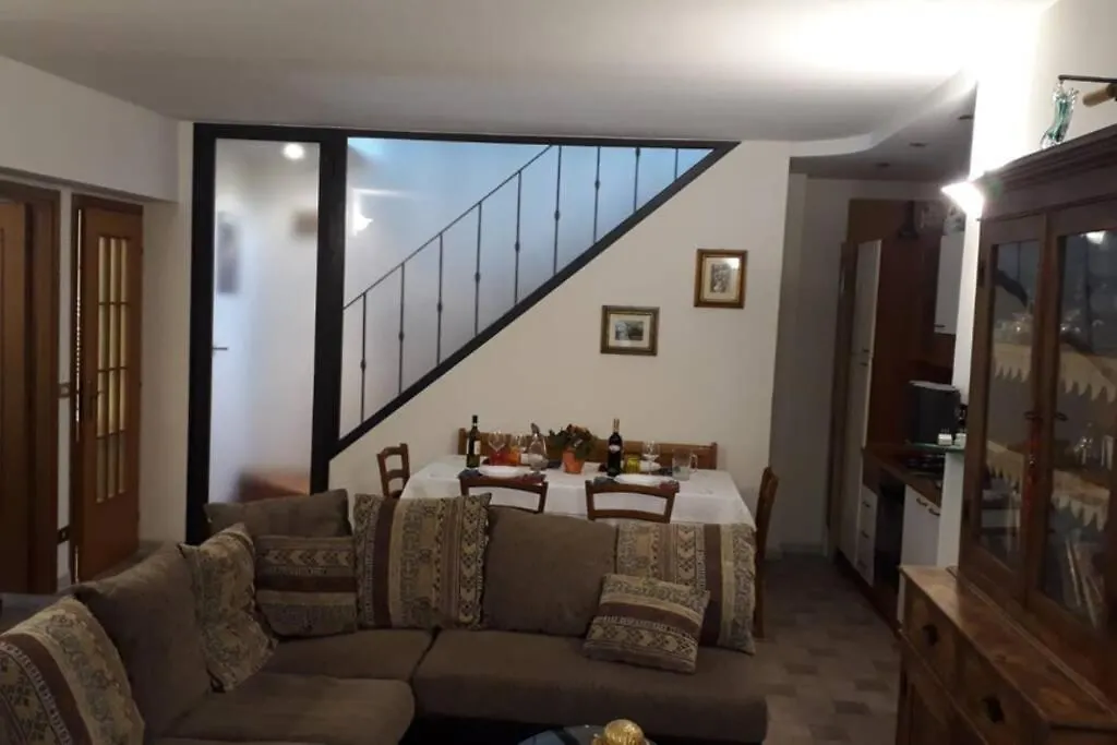 Cozy Apartment At The Gates Of Florence タヴァルヌッツェ 0*,  イタリア
